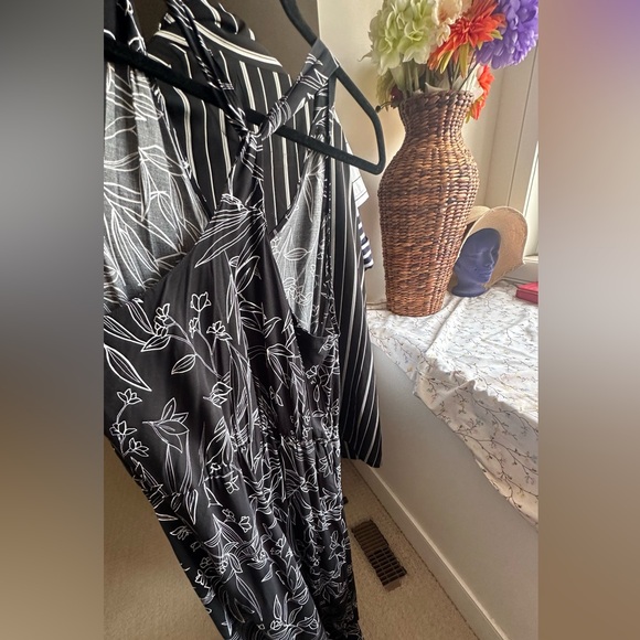 Maxi dress - Picture 7 of 8